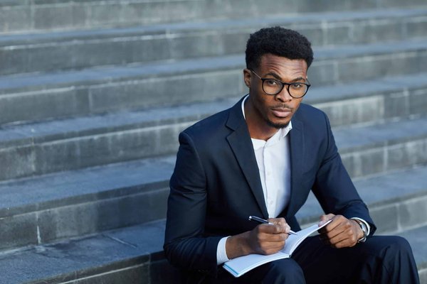 Comment se préparer à intégrer une école de management ?