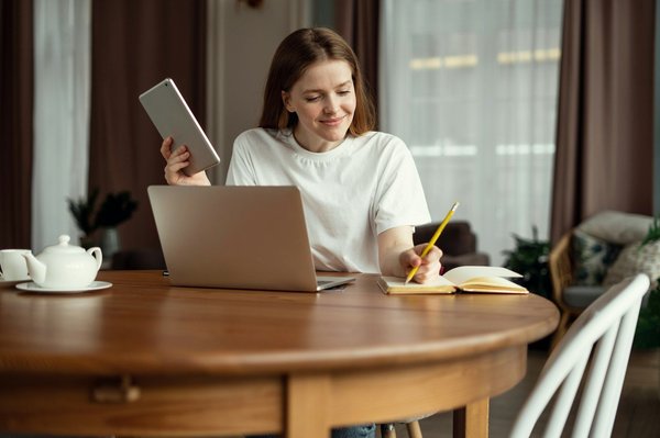 Formation en ligne : pourquoi studi est la plateforme idéale ?